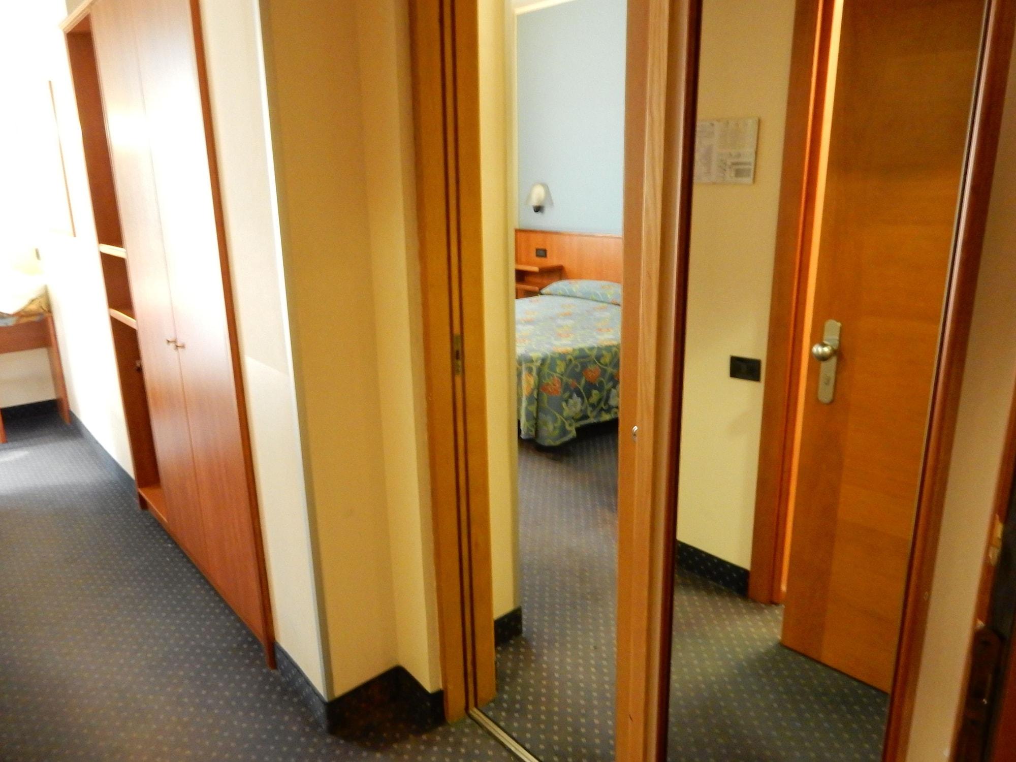 B&B Hotel Torino President Exterior photo