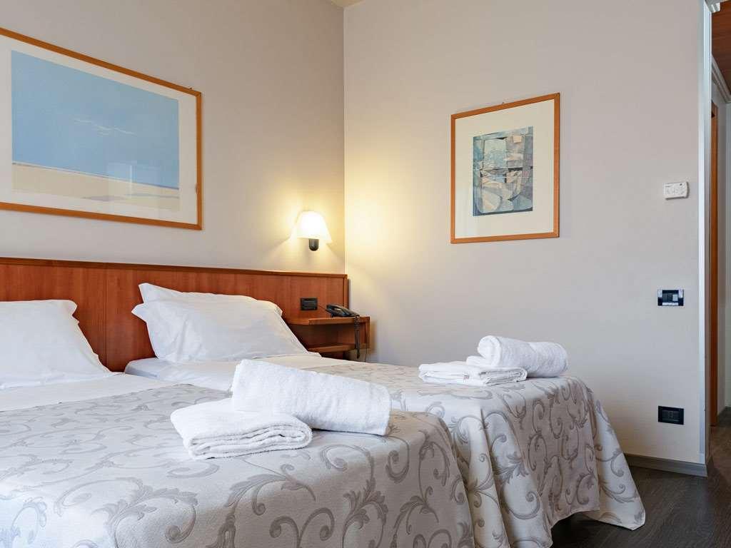 B&B Hotel Torino President Exterior photo